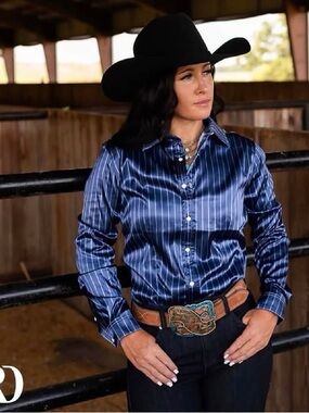 Ranch Dress’n blue striped performance shirt